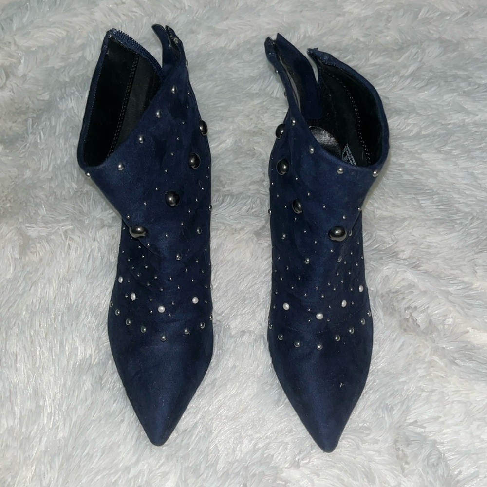 NWOT boots